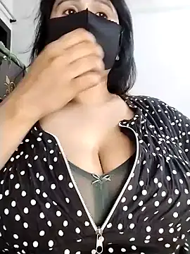 Tishani online show from November 4, 4:17 pm