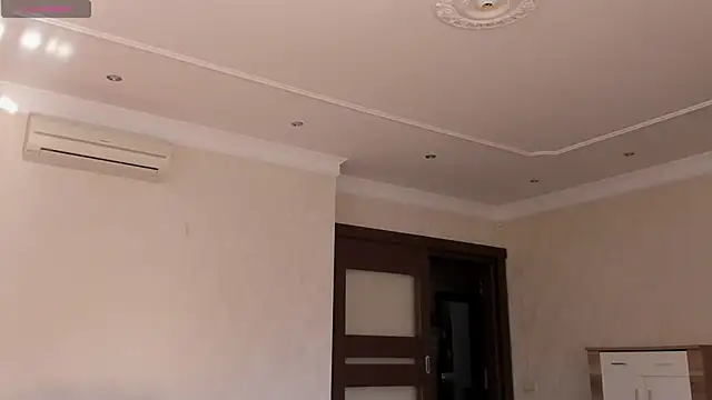 Snapshot of Lilith_lutherlow chatting on February 20, 10:59 am Lilith lutherlow online show from February 20, 10:59 am