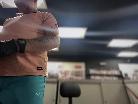 RawRyder8 online show from April 23, 6:14 am