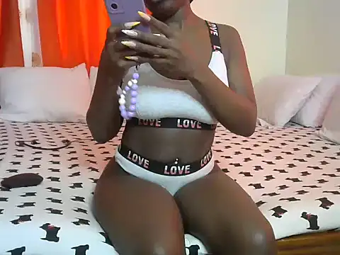 Nanaablack online show from September 17, 10:17 am