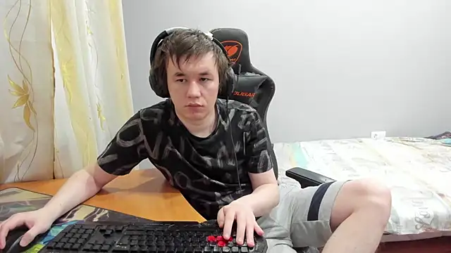 iliaskrislove online show from February 9, 12:58 am