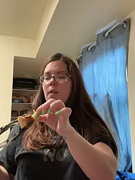 FreakNastyLacie online show from March 10, 9:51 pm