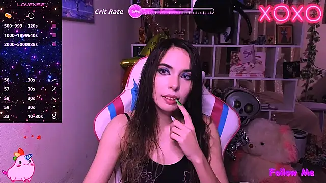 Snapshot of Sia_Shine chatting on October 10, 5:23 pm Sia Shine online show from October 10, 5:23 pm