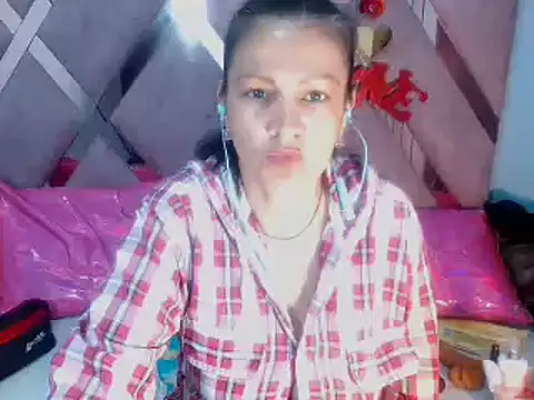 Mulan sexy01 online show from February 25, 11:33 pm