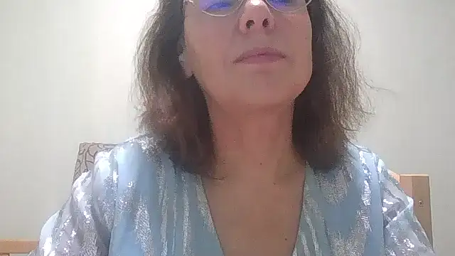 HollyJewel online show from November 13, 4:39 pm