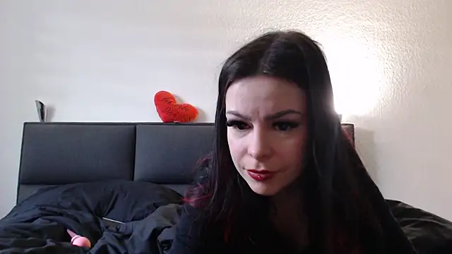 BoeseMoni1998 online show from April 28, 6:29 am