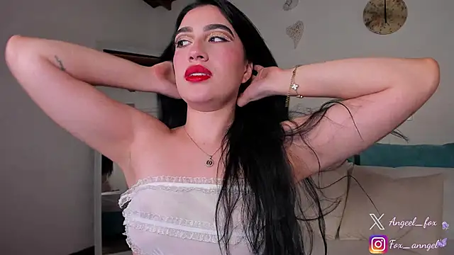 angeel fox online show from December 4, 5:27 am