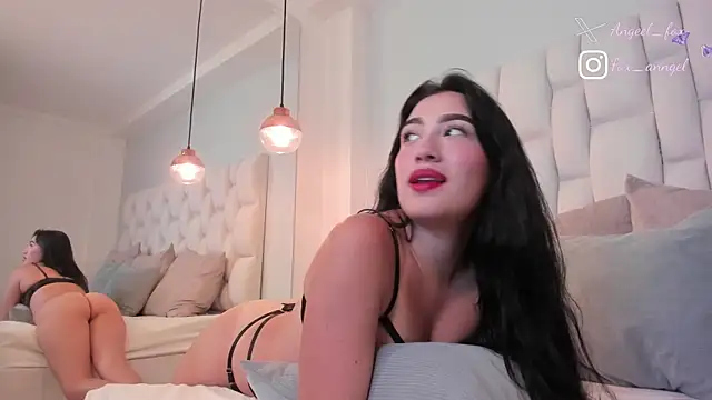 angeel fox online show from December 21, 3:58 am