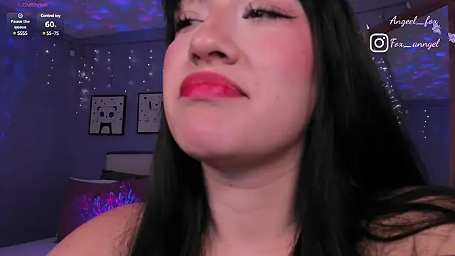 angeel fox online show from March 4, 2:27 am