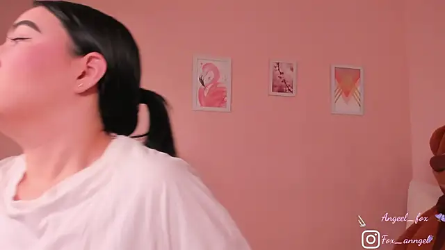 angeel fox online show from September 30, 2:49 am