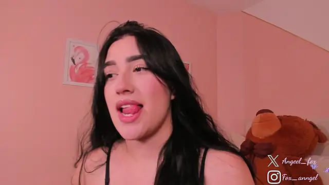 angeel fox online show from October 7, 2:53 am