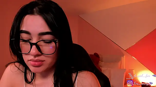 angeel fox online show from December 21, 6:37 pm