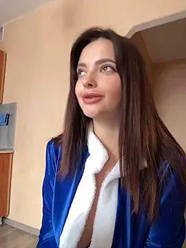 GoodGirll2133 online show from December 30, 5:37 am