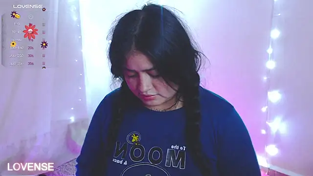 Snapshot of PamelaDoouce chatting on January 22, 11:01 am PamelaDoouce online show from January 22, 11:01 am