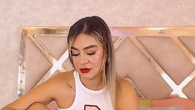 JoannaStanford online show from November 15, 12:56 pm