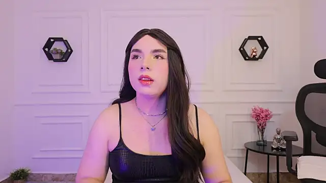 Snapshot of meloddysky chatting on September 16, 9:05 pm meloddysky online show from September 16, 9:05 pm