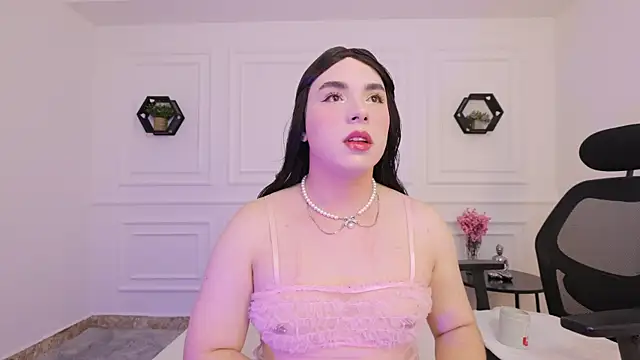 Snapshot of meloddysky chatting on October 8, 2:58 pm meloddysky online show from October 8, 2:58 pm