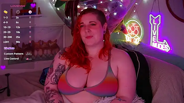 opalreigning online show from April 8, 9:09 am