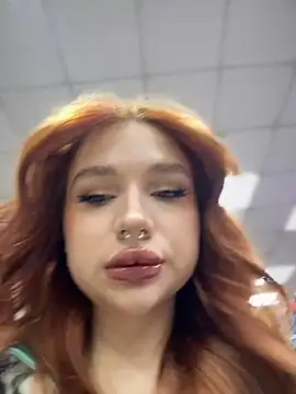 Snapshot of KarinHorny chatting on December 7, 7:38 am KarinHorny online show from December 7, 7:38 am