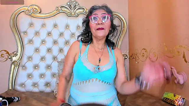 Snapshot of Celeste_Baker_ chatting on January 21, 6:02 pm Celeste Baker online show from January 21, 6:02 pm
