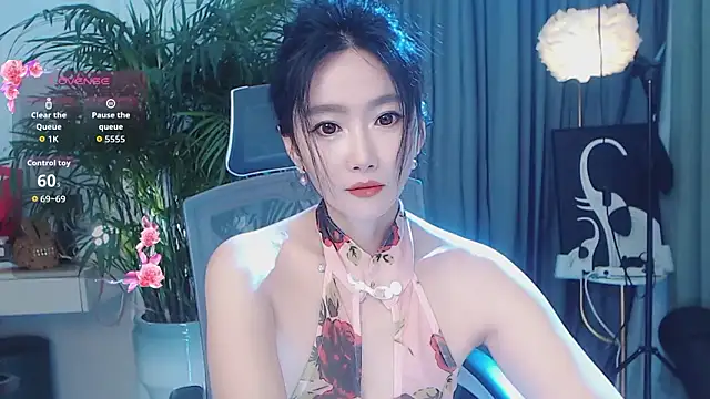 Snapshot of FeiFei-babe chatting on March 15, 7:31 pm FeiFei-babe online show from March 15, 7:31 pm