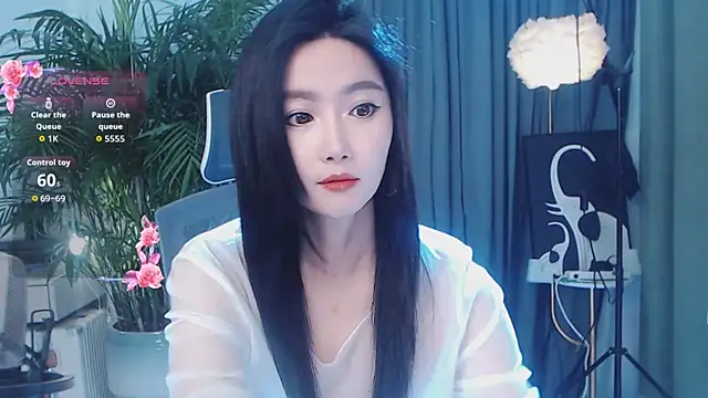 Snapshot of FeiFei-babe chatting on April 5, 3:47 am FeiFei-babe online show from April 5, 3:47 am