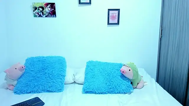 Agataowens online show from October 24, 1:03 am