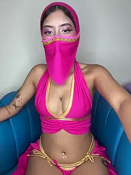 Snapshot of Dalia_asad chatting on February 3, 5:29 am Dalia asad online show from February 3, 5:29 am