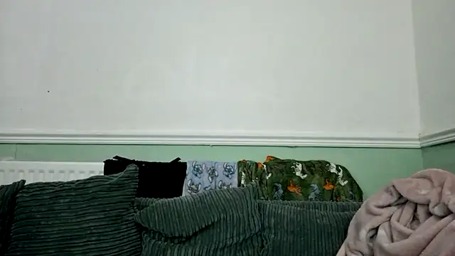 Bustycurves online show from March 15, 9:27 pm