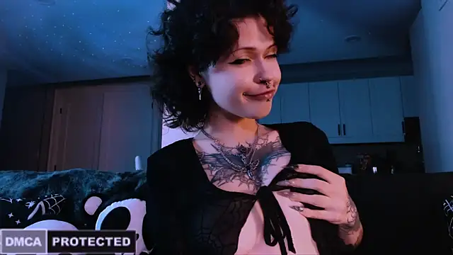 NaughtyLittleFox online show from February 5, 2:49 am