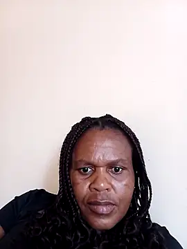 Snapshot of Suzy_7 chatting on November 11, 10:15 am Suzy 7 online show from November 11, 10:15 am