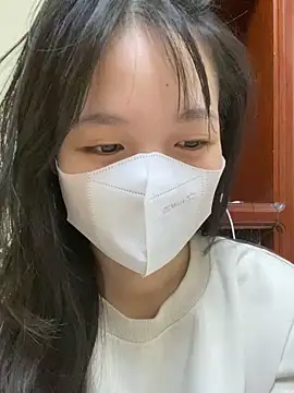 minmin2kk5 online show from March 20, 6:20 pm