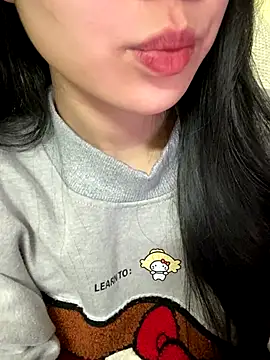 minmin2kk5 online show from November 23, 4:07 pm