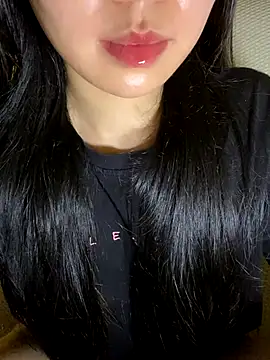 minmin2kk5 online show from December 2, 1:11 am