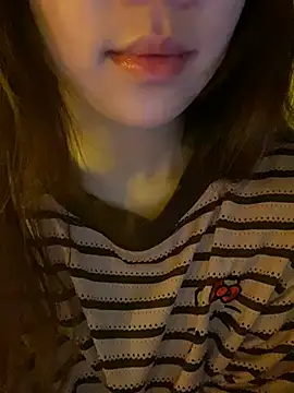 minmin2kk5 online show from March 11, 1:55 am