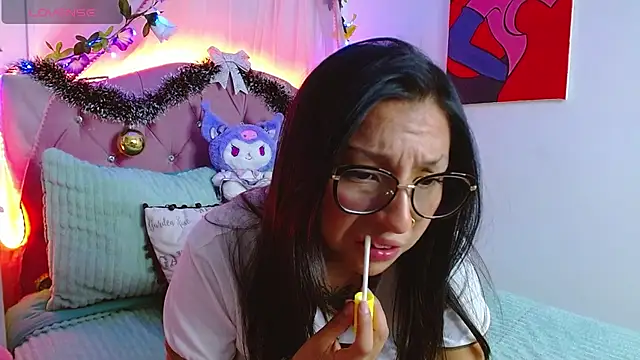 Littlerouse  online show from December 6, 1:51 am