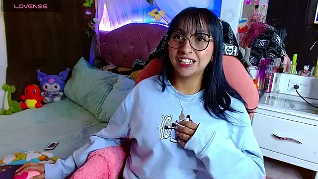 Littlerouse  online show from February 17, 10:47 pm