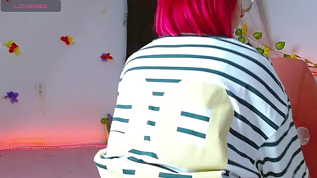 Littlerouse  online show from November 21, 7:51 am