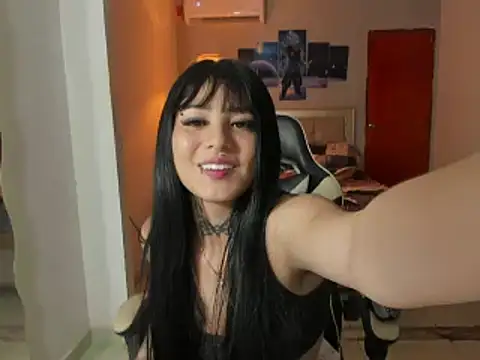 naomi berckley online show from February 15, 6:23 am