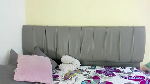 Cherllynn online show from December 17, 3:40 pm