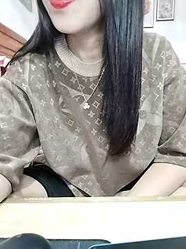 cream1299 online show from October 23, 1:27 am