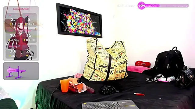 Snapshot of la_ratona_1 chatting on July 14, 11:49 am la ratona 1 online show from July 14, 11:49 am