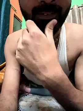 Snapshot of ALWAYSHORNYDADDY chatting on December 17, 7:20 pm ALWAYSHORNYDADDY online show from December 17, 7:20 pm