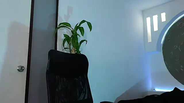 Tatianabr 01 online show from December 14, 5:07 pm