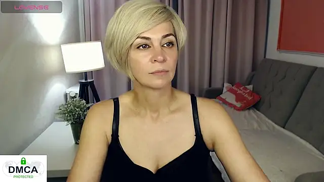 Snapshot of Blonde_lola444 chatting on June 26, 5:39 pm Blonde lola444 online show from June 26, 5:39 pm