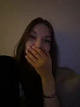  Eva Lee online show from February 16, 8:00 pm