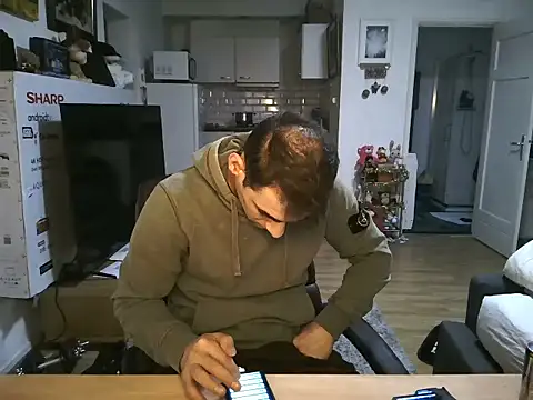 mihaimichael online show from November 23, 2:50 pm