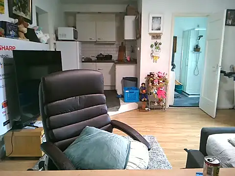 mihaimichael online show from December 1, 11:59 am