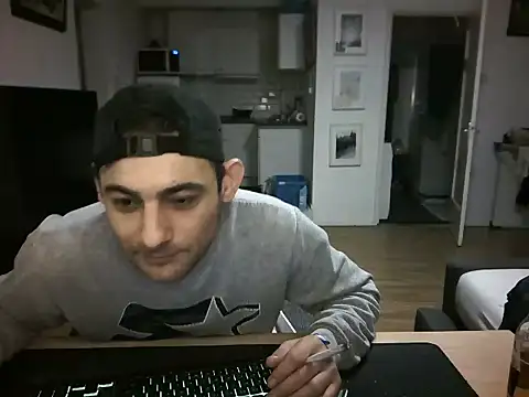 mihaimichael online show from April 30, 8:57 pm