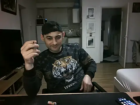 mihaimichael online show from May 21, 9:44 pm
